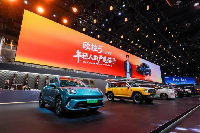 欧拉 5 这波宠粉太狠了！1000 元订金直接抵 5000 元购车款，前期下订的