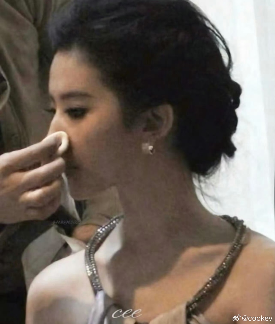 “一直感觉刘亦菲的磁场很干净 有人能懂吗” 