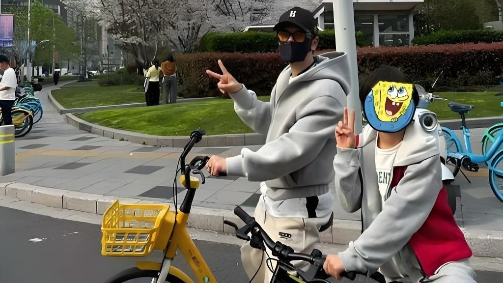 近日，黄晓明因未能遵守“驾驶自行车须年满12周岁”的规定，公开发文道歉。这一事件