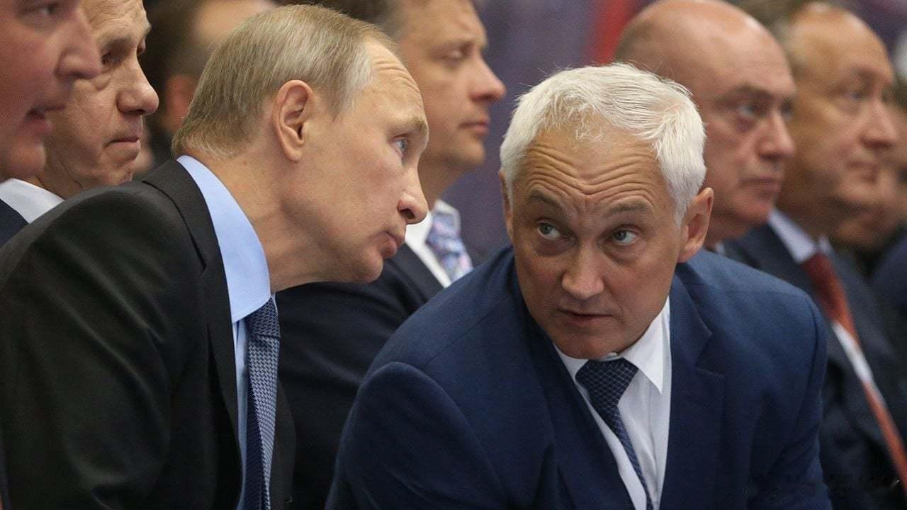 普京被建议立即开始准备“全面核试验”俄罗斯国防部长安德烈·别洛乌索夫建议普京立即