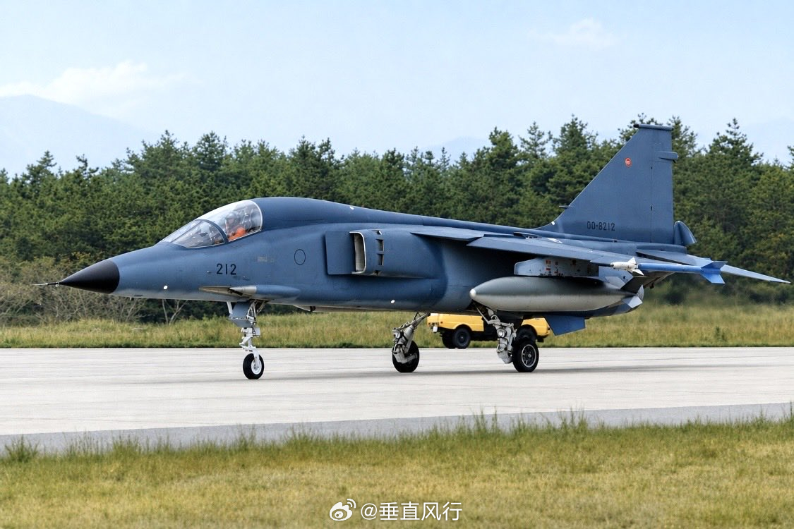 试验海洋迷彩的F-1航空创作计划武器装备