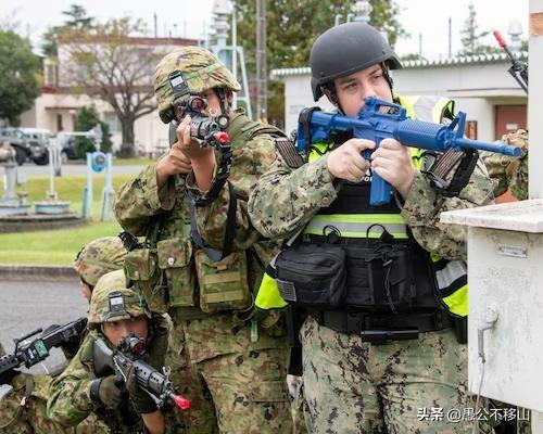 9国联军压境、导弹岛布局嚣张！看清中国全套反制：看似汹汹，实则可控
 
近期，美