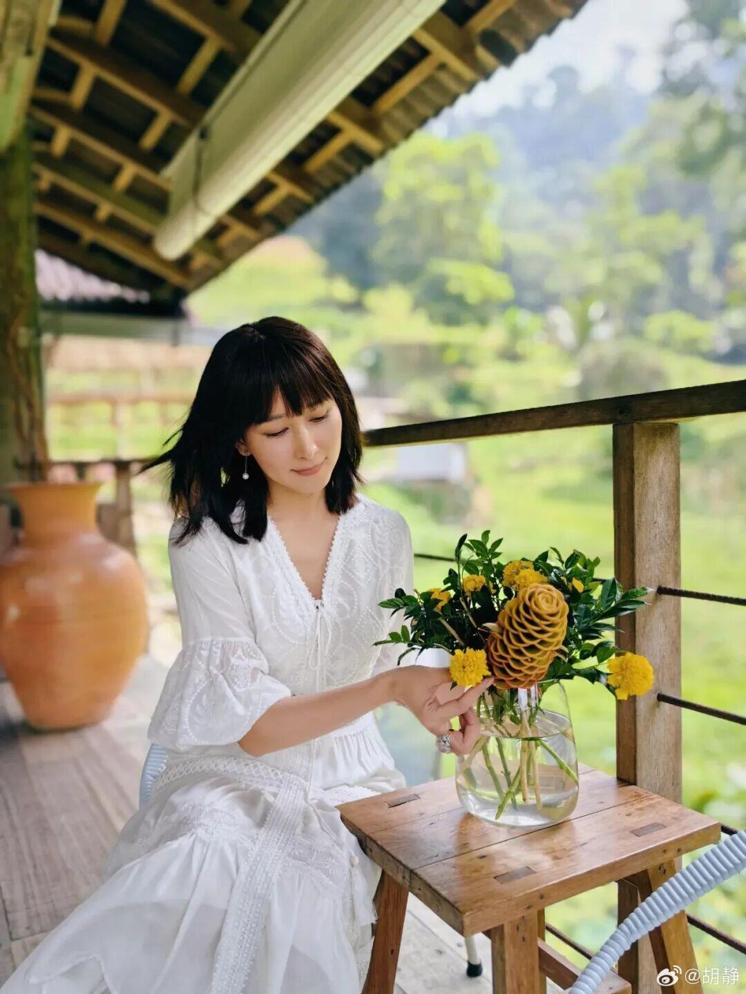 一、婚前手握主动权，不被财富裹挟，守住女性底层底气
 
当年朱兆祥身为马来西亚百