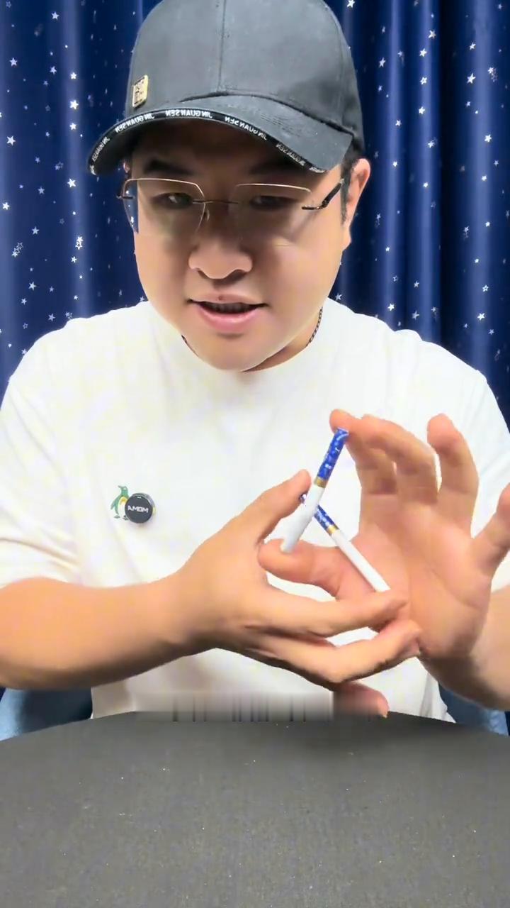 雪茄穿越第一视角。
3、2，接下来我要从中间穿进去。不可能，看好慢动作。怎么进去
