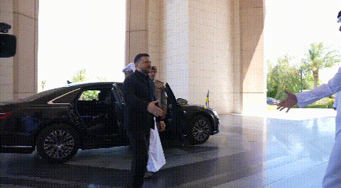 乌克兰与卡塔尔敲定长期防务伙伴关系

乌克兰总统泽连斯基宣布，乌克兰与卡塔尔已成