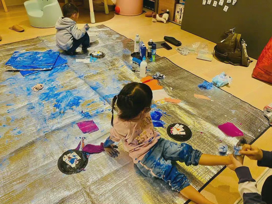想知道周杰伦也会对小孩子发脾气吗