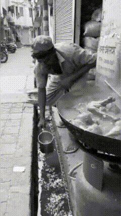 印度街头美食仿佛蒙着一层神秘面纱，那其中到底有什么奥秘呢？