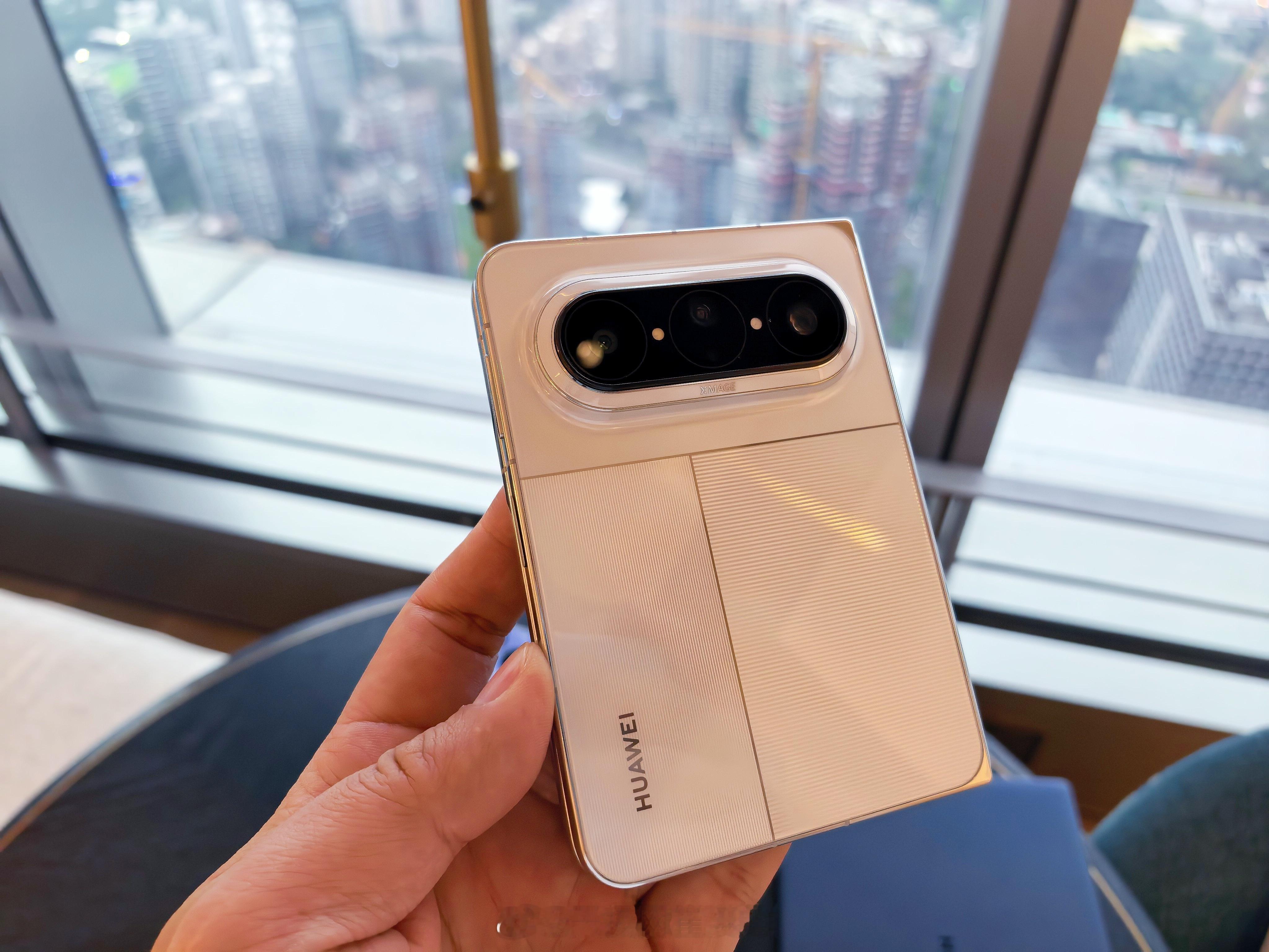 华为Pura90和Pura X Max到手了，太好看了。 