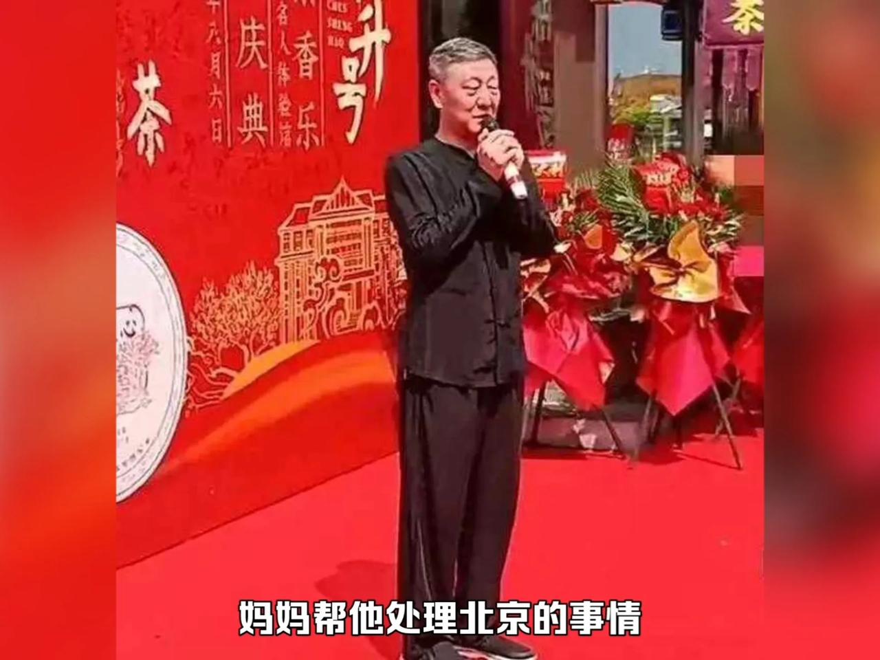 致广大网友的一封信：
       大家好，我是一个著名歌手，代表作是《向天再借