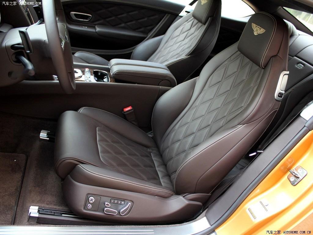 好车分享 看我车贩子同学那收了个宾利欧陆，是12年4.0T的，真没想到，这代车居