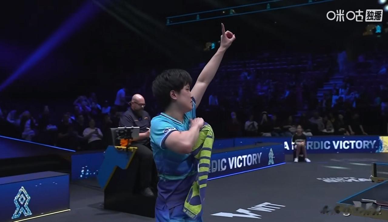 张本智和4比3逆转战胜松岛辉空（6，-7，4，-6，-9，8，6）
晋级2026