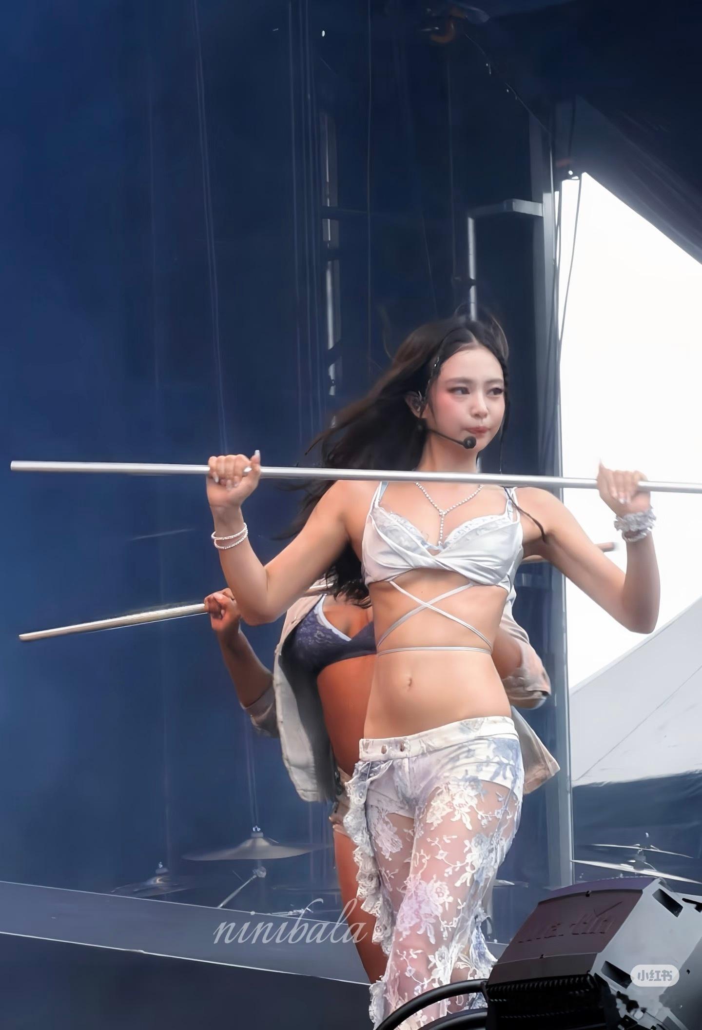 Summer Sonic饭拍更新就这样萌萌的看着妮jennie最后一场夏季音乐节