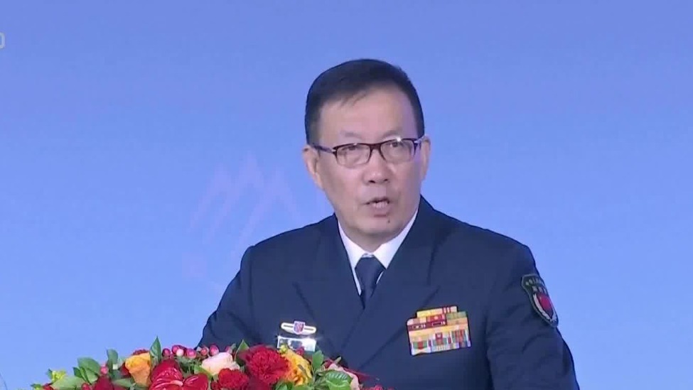 【国防部长董军：解放军随时准备着挫败任何外部的武力干涉】9月18日，第十二届北京