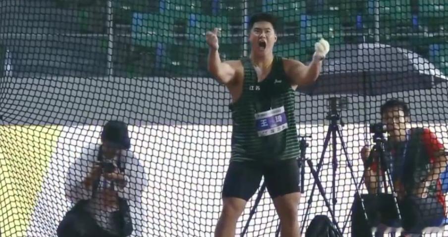 全锦赛男子链球王琦四连冠掷出亚洲年度最佳 继续独霸亚细亚是他唯一目标在浙江衢州进