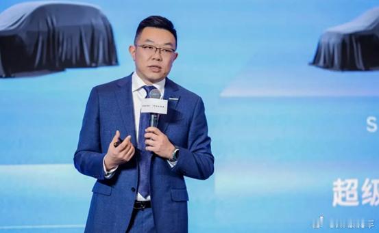 沃尔沃XC70现场“降”14.7万，价位接近比亚迪唐，内饰向新势力妥协8月27日