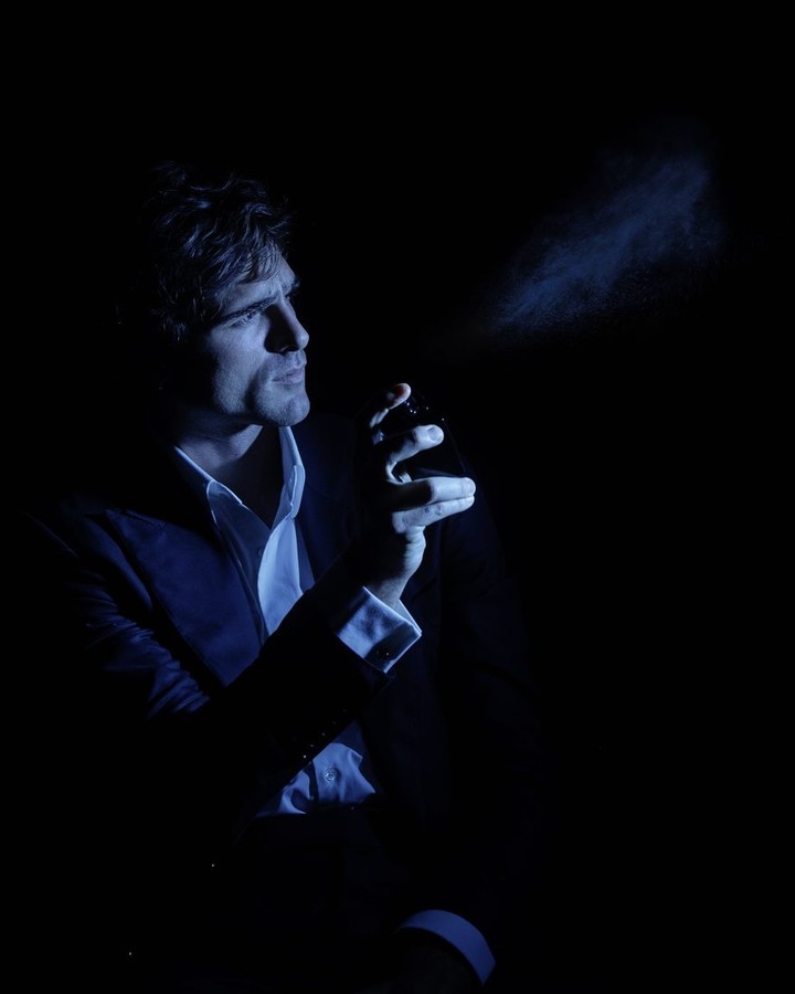 Jacob Elordi 成为 BLEU DE CHANEL 香水新面孔 .摄影