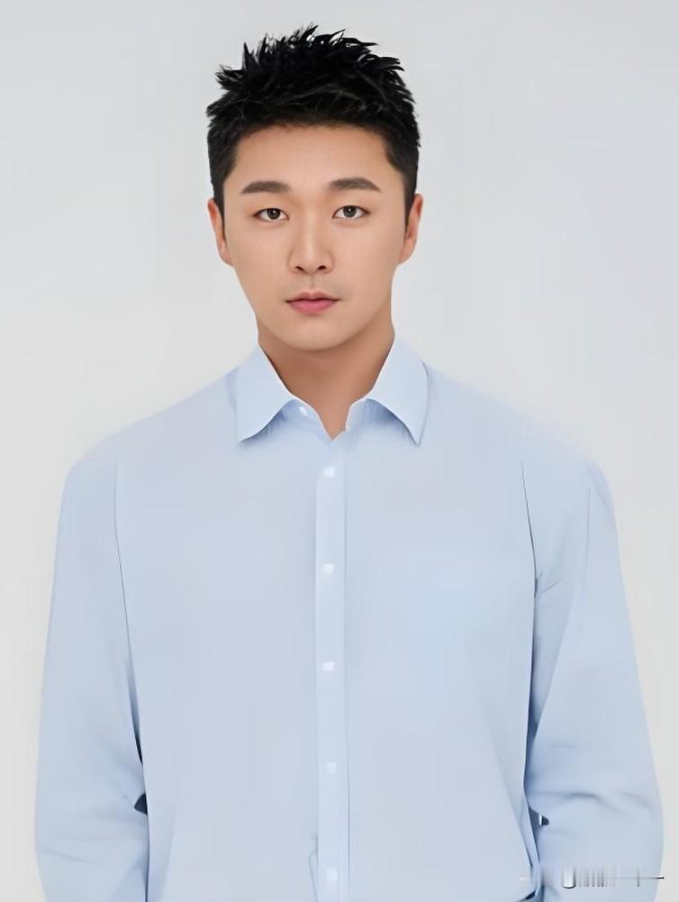 《藏锋》，

就演王运升这演员，

才看出来他不就是在《重器》里饰演恶少宋小光那