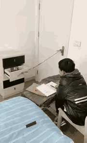真是个高手，看到这，我都开始怀疑自己是个傻子了。[捂脸][捂脸][捂脸]