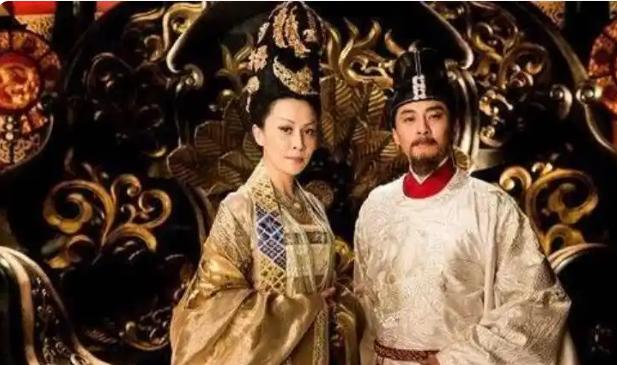 褪去影视剧中神探的光环外壳，狄仁杰真实身份竟是治国顶尖良才，眼光格局远超常人，他