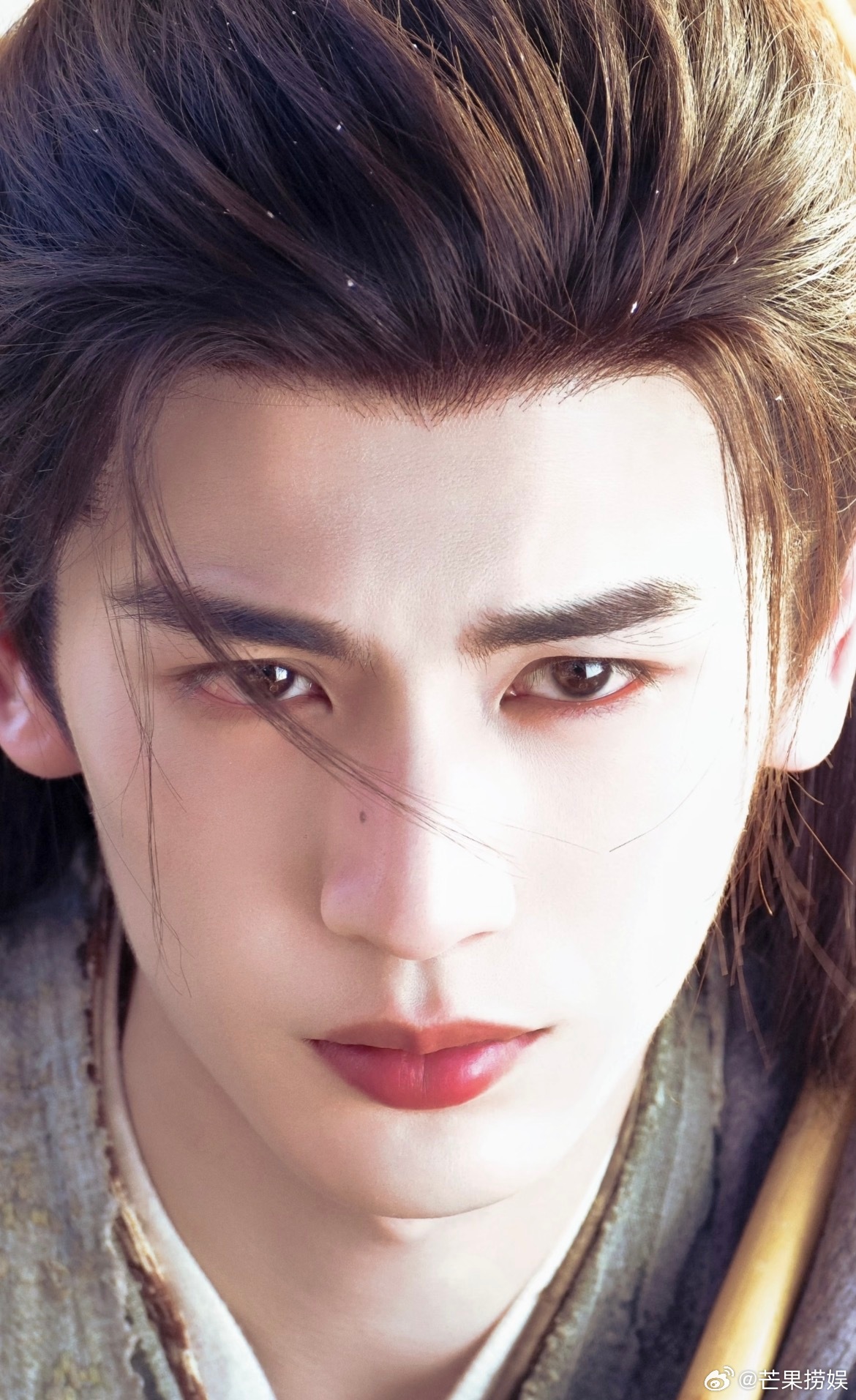 张凌赫 找老婆要找像妈妈的妈咪好美！！！！！你儿子好帅！！！！你们还缺女儿和妹妹