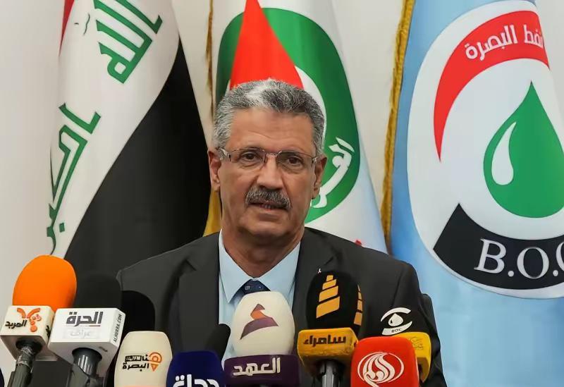 伊拉克石油部长哈扬·阿卜杜勒·加尼宣布：
伊拉克已决定从3月18日上午起，通过输