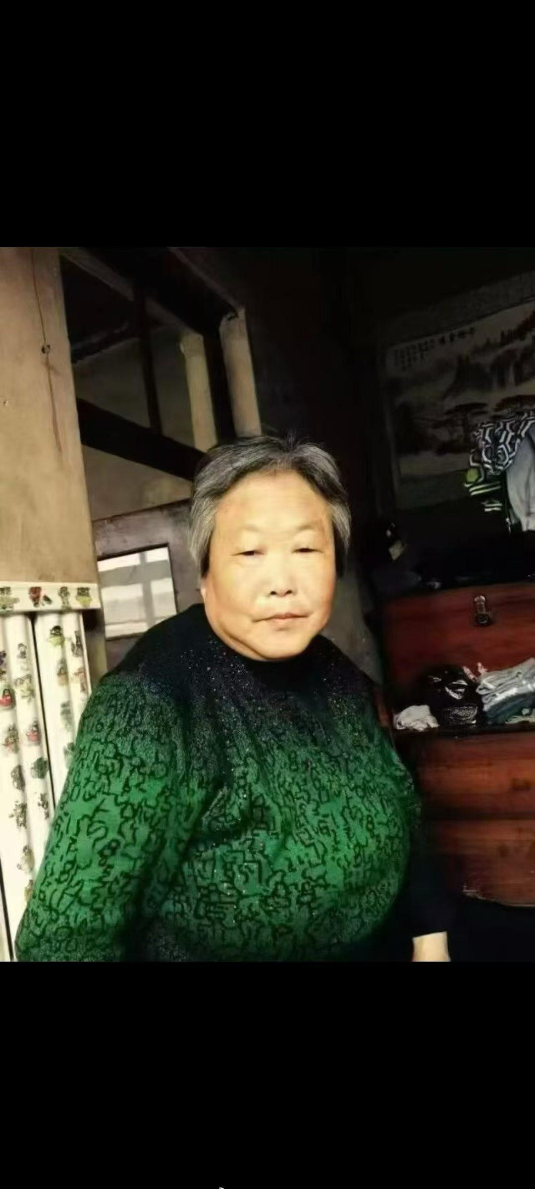 帮转 寻人启事:今天傍晚6点钟，从西满西村西走失，有看见这个人的，给个信，谢谢亲