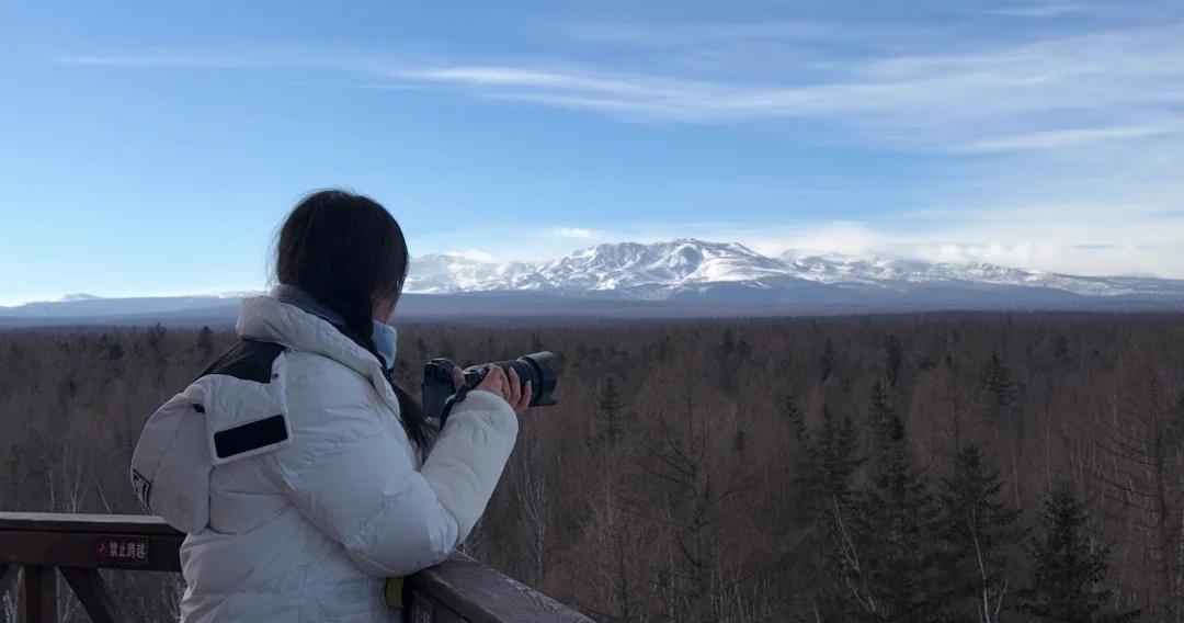 老一辈人终究无法理解我对二手烟的痛恨
（封面这张照片）当我远眺长白山前，刚经历了