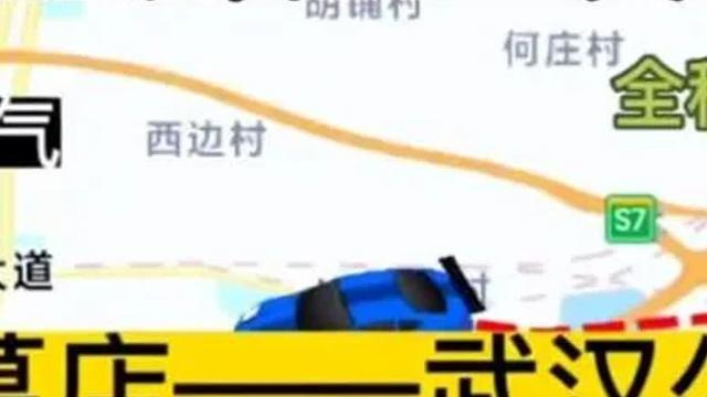 深夜，他刚洗完澡，习惯性点开软件，连敲三遍“券商”。
这画面有意思吧？一个人，湿