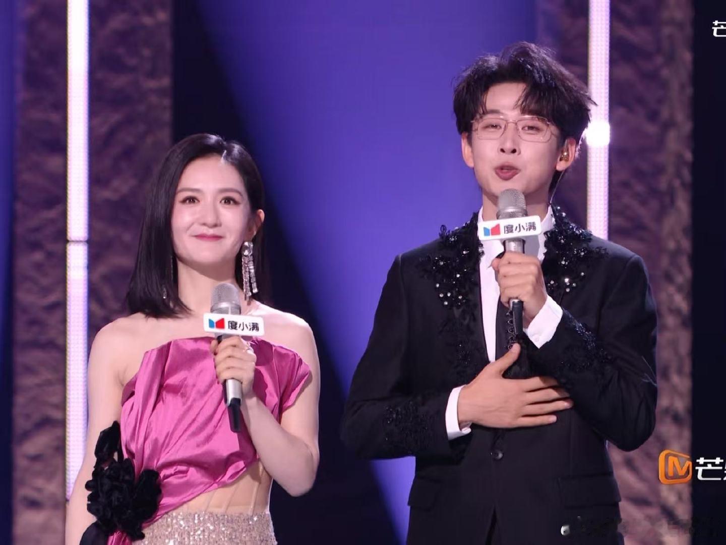 谢娜齐思钧开场舞谢娜齐思钧浪姐开场舞好欢乐啊黄灿灿回应踩到谢娜裙子