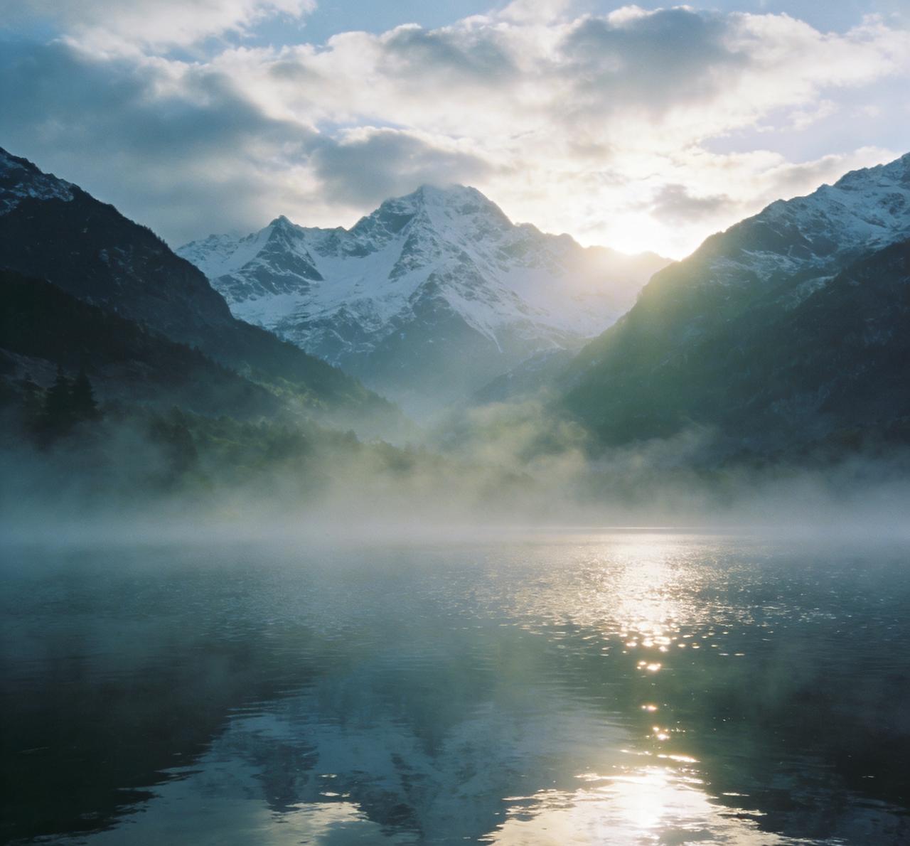 一文看懂052D家族
 
052D系列是我国海军建造数量最多、列装最广泛、迭代最