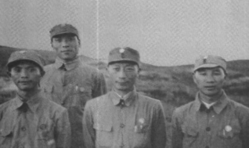 晋察冀战场局势紧张，郭天民离任，郑维山也将离开，两位老总极力挽留他们吗？
194