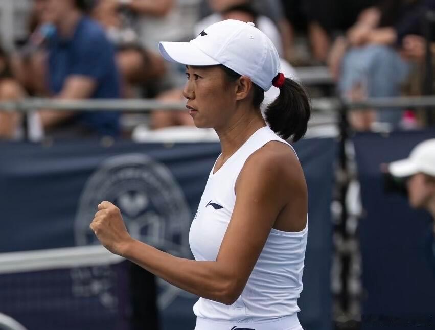 WTA1000多伦多站第二轮张帅连赢10局，6-0/4-0（15-0）领先奥斯塔