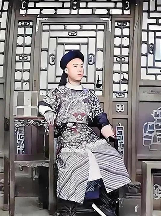 1908年，28岁溥伟满心坐等继位，慈禧一道懿旨，却被3岁溥仪半路截胡

190