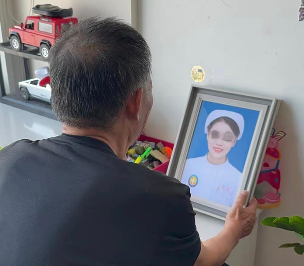 【护士分手被男友杀害二审开庭！周兆成：自首也未必能从轻判？】
 
备受关注的女护