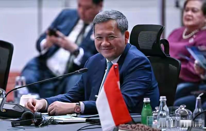 柬军丢光阵地，终于等来中国特使，泰拒绝美调停，却听了王毅的话