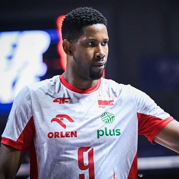 👀?🇵🇱 - 🇹🇷?土耳其俱乐部农业银行有意引进威尔弗雷多·莱昂📍波