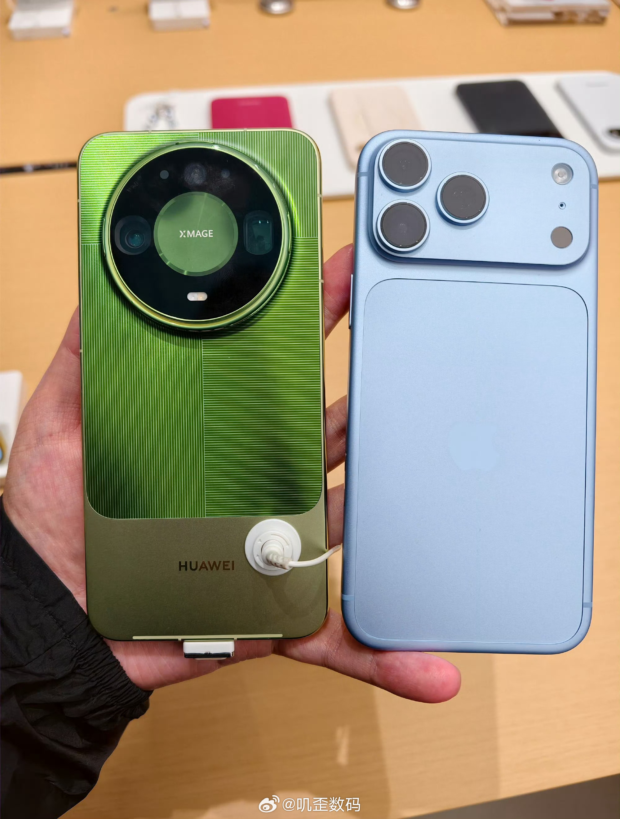 不吹不黑的说，华为mate90 Pro Max跟iPhone18 Pro Max