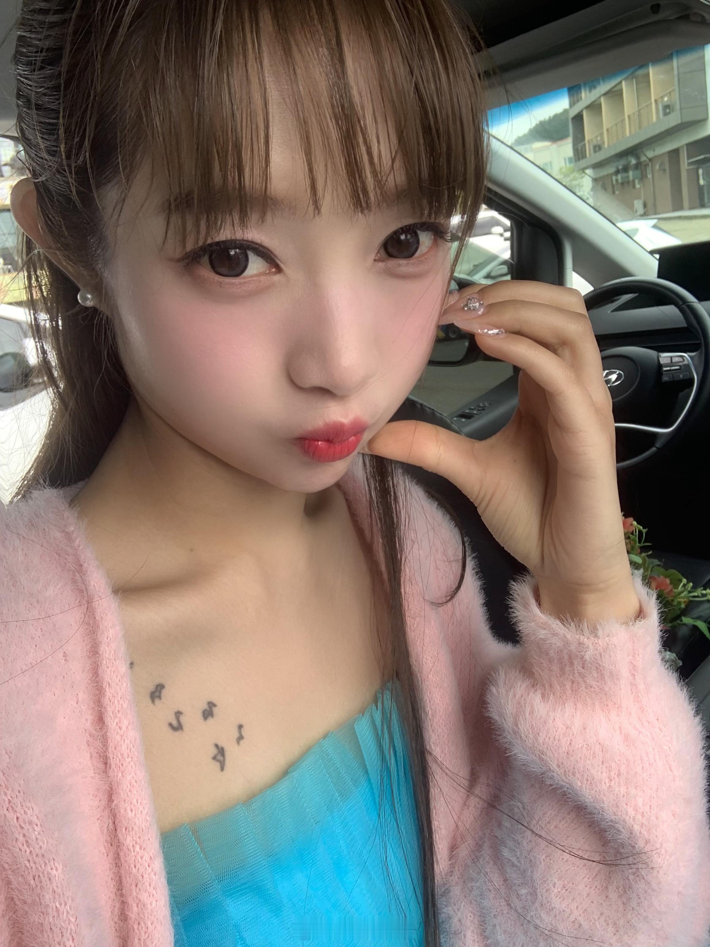 来济州岛打工了 风真的很大#摄影##济州岛##婚纱#  ​​​