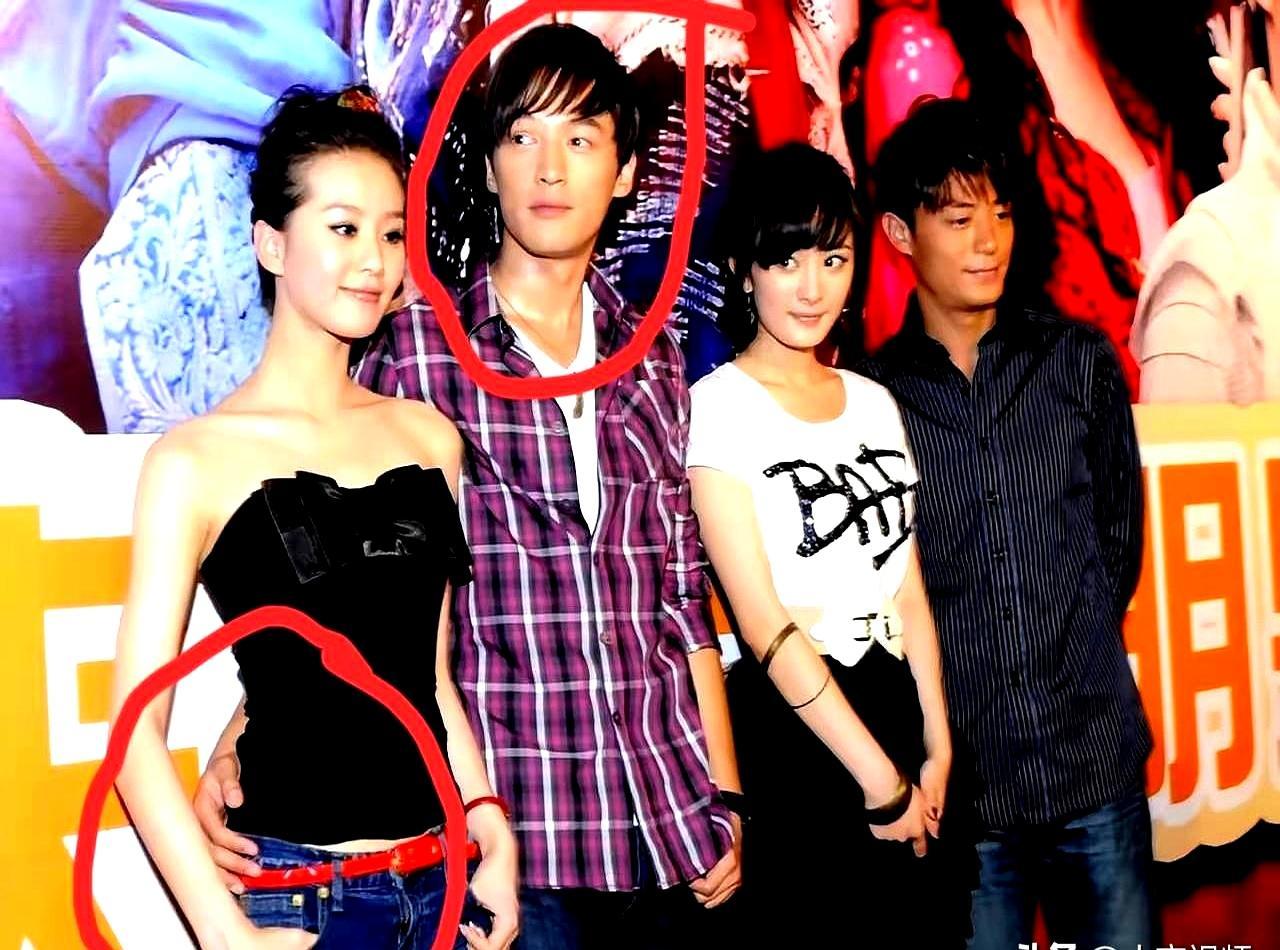 胡歌那只无处安放的手，骗了所有人17年。
 
镜头拉近，他手掌僵硬地搭在她腰上，