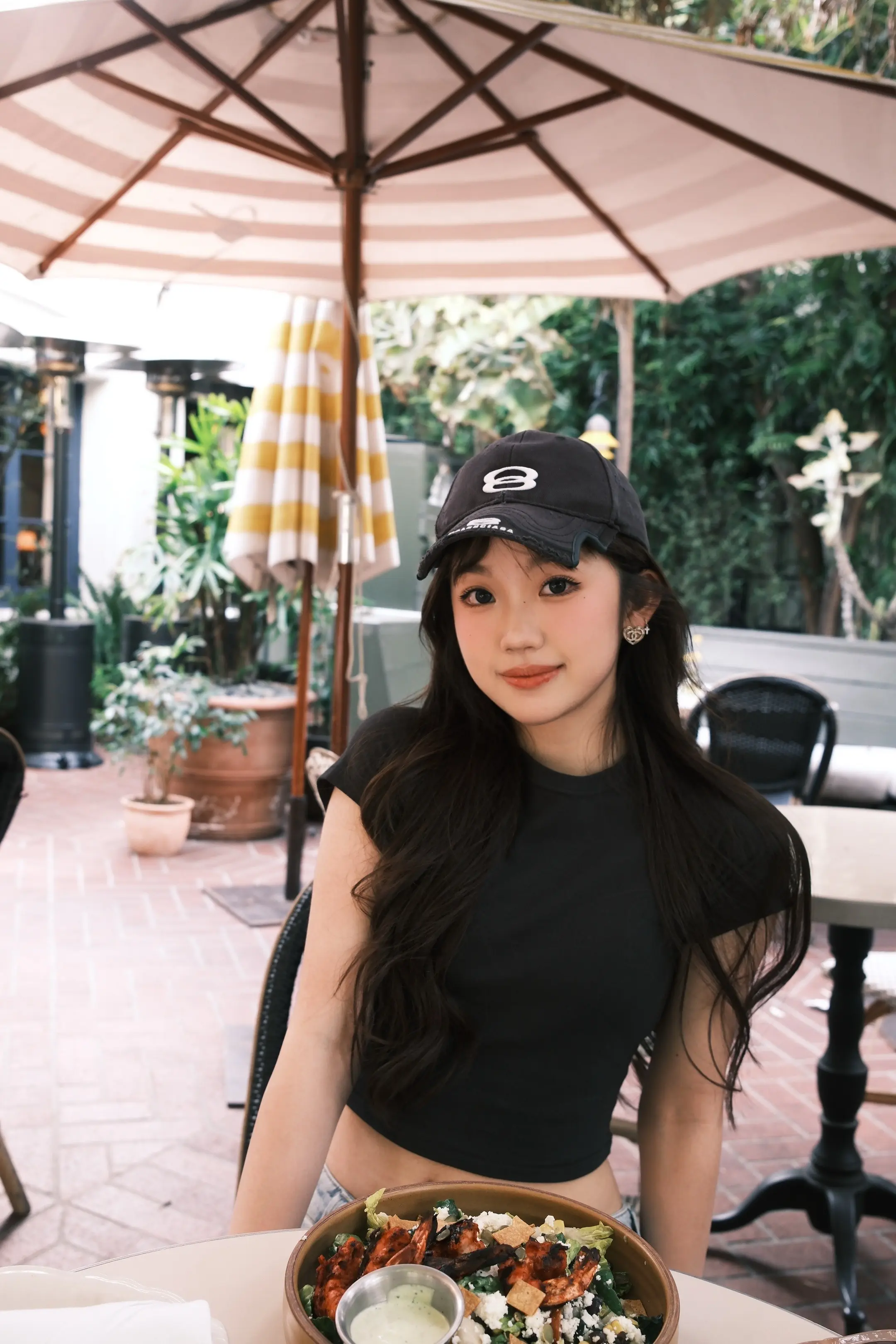 Under the hollywood sun