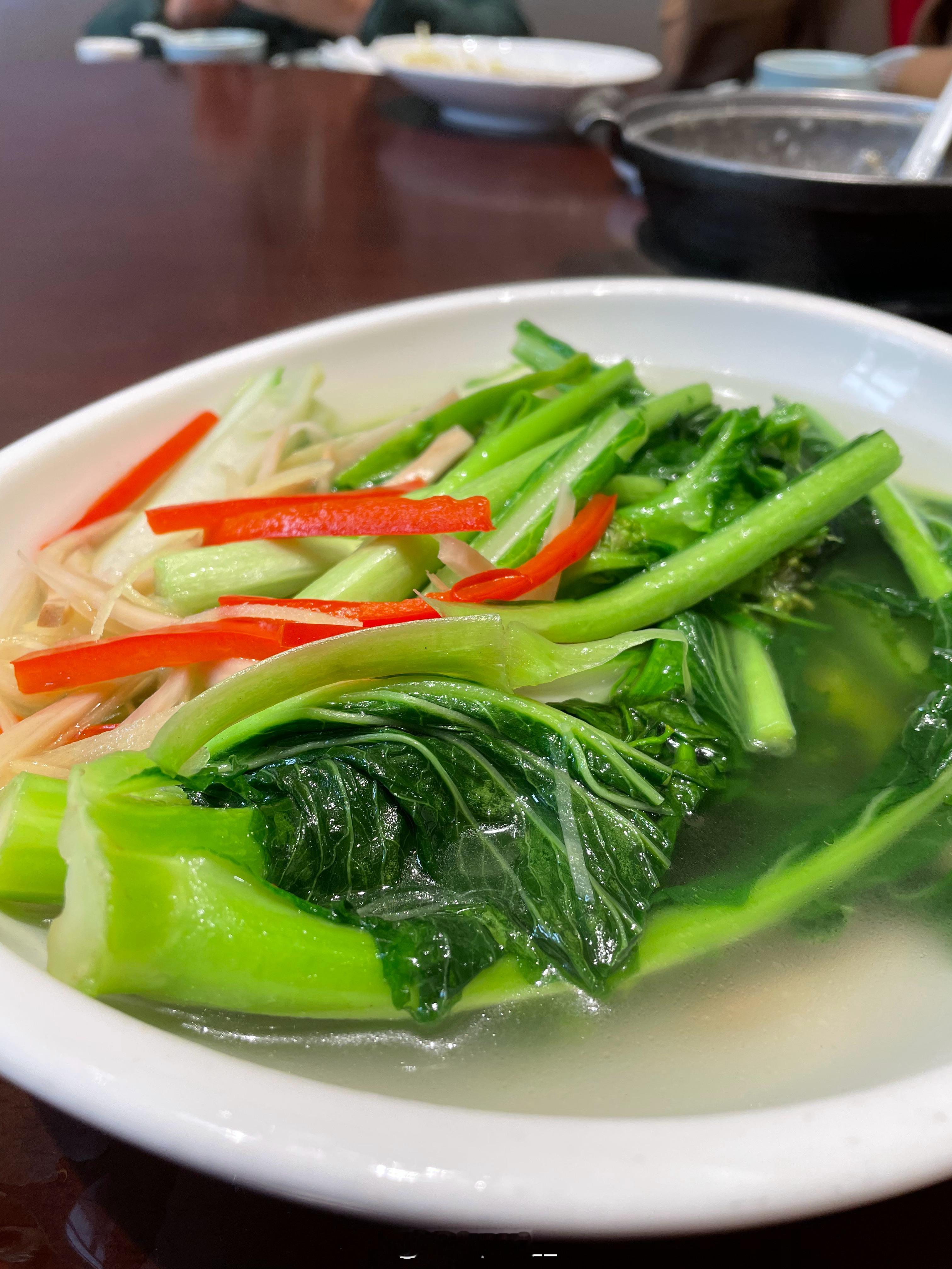 #顺德菜有多好吃##美食##美食博主第N天# 介绍下这个：迟菜心这是增城特产，季