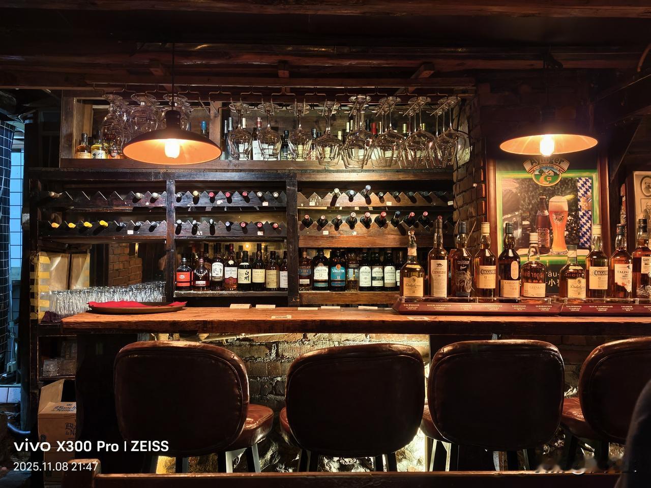 人生就该如此，你无法改变昨天，无法确定明天，只有今天的你是真的。

想做什么就去