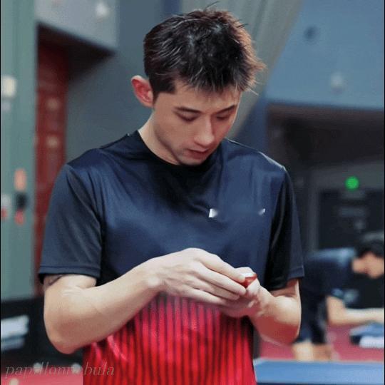 此男不简，邀请全首页反复观看这八秒张继科[超话] ​​​