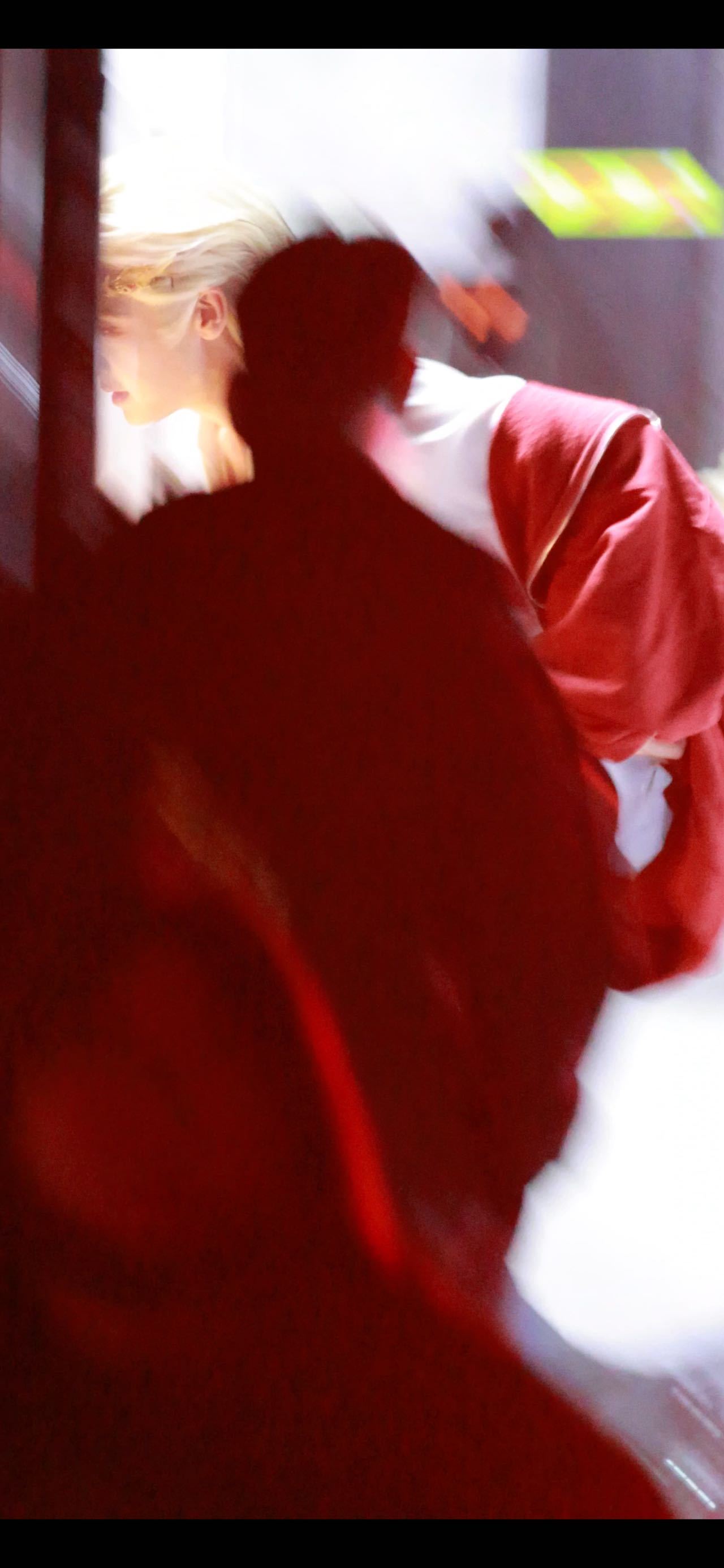 侯明昊[超话]  百妖谱今晚客串了白发大妖啊今晚要梦回大梦了吗？ ​​​