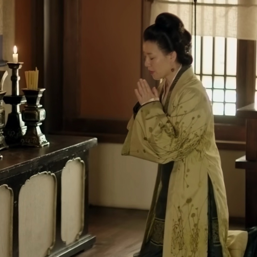 肖战入围白玉兰打破古装13年魔咒 提前拜拜🙏🏻 许愿高中藏海传回应白玉兰6项
