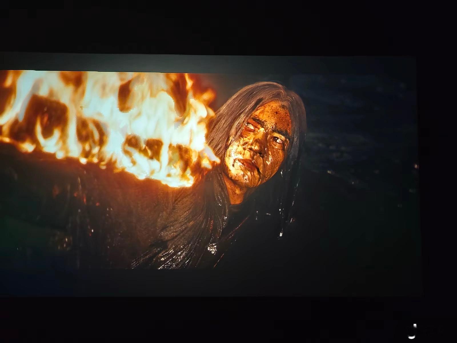 镖人看完满脑子都是于适，中分长发男这个造型大部分男演员都hold 不住，但是于适