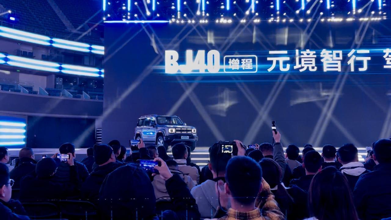 北京越野BJ40增程系列新成员——元境智行版正式上市，限时焕新价19.48万元。