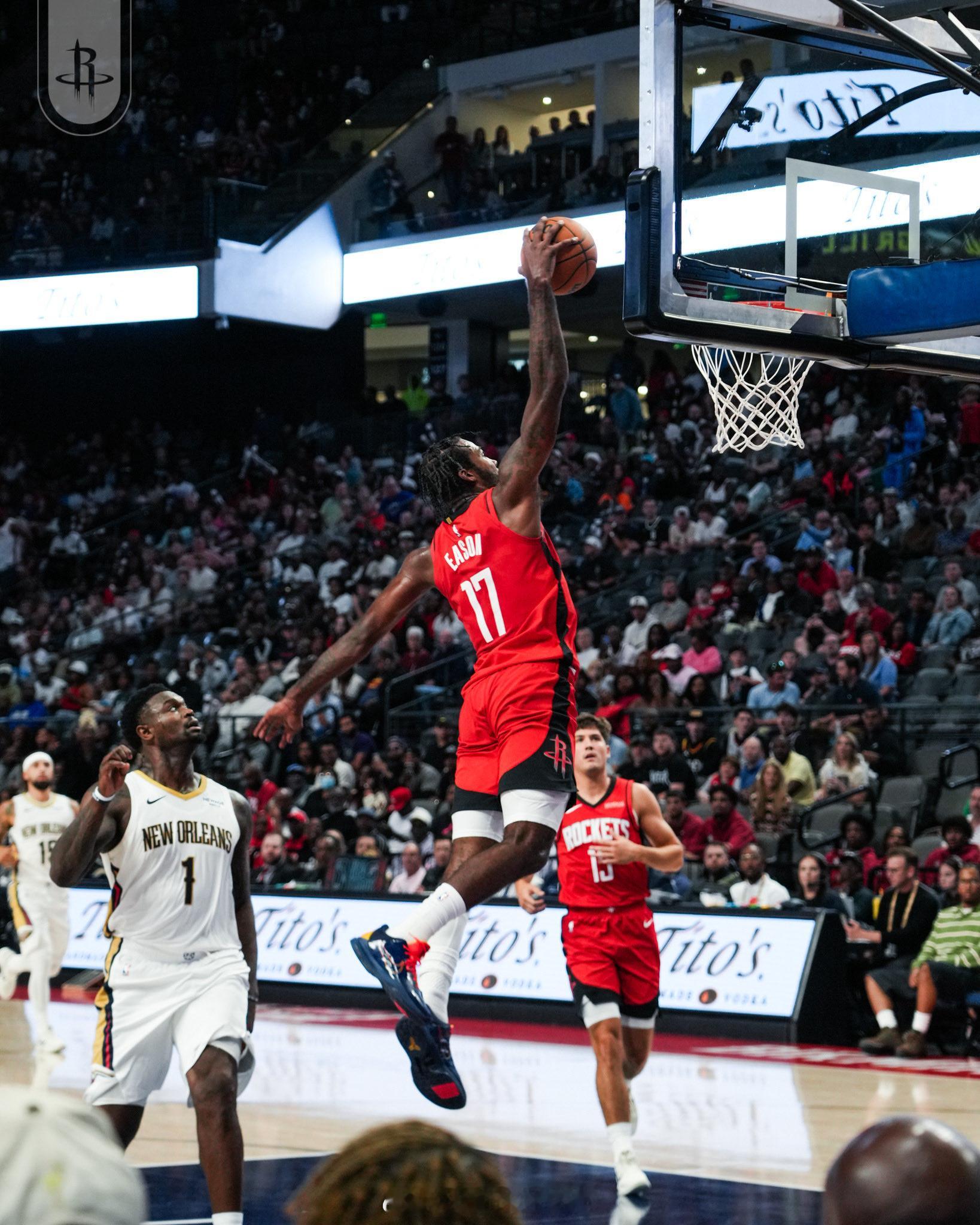 Jake Fischer：火箭现在还在为伊森找到一个合适的续约价位，最好能与小贾