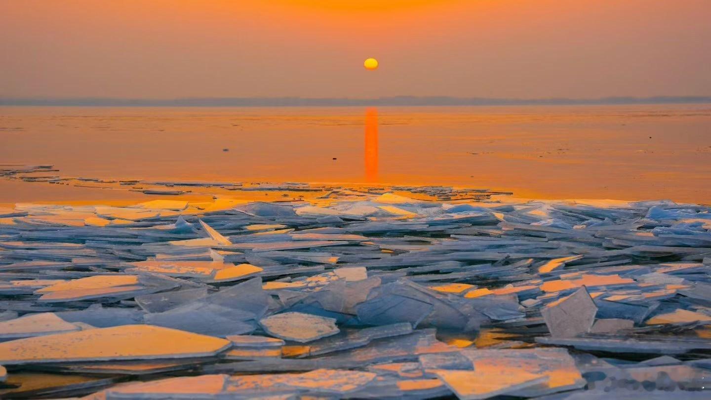 冰封峡山，一起来欣赏冰推。 