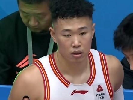 13连胜！深圳逆转打爆四川！！！

坦白讲：126：113！深圳确实有点大意了！